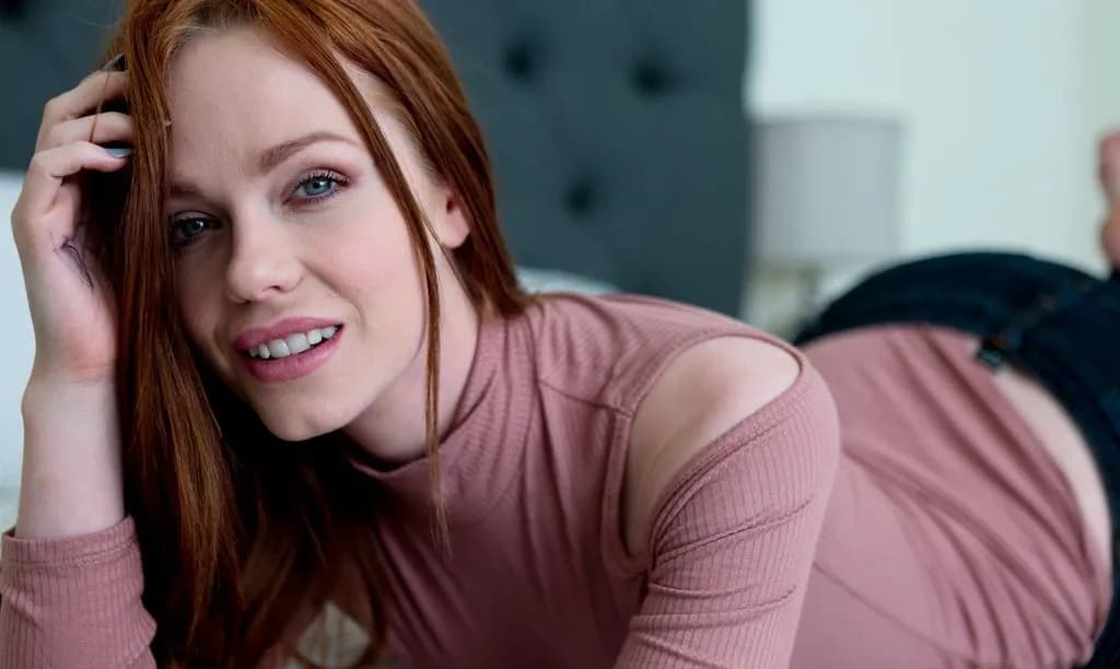 Фото Ella Hughes - 8